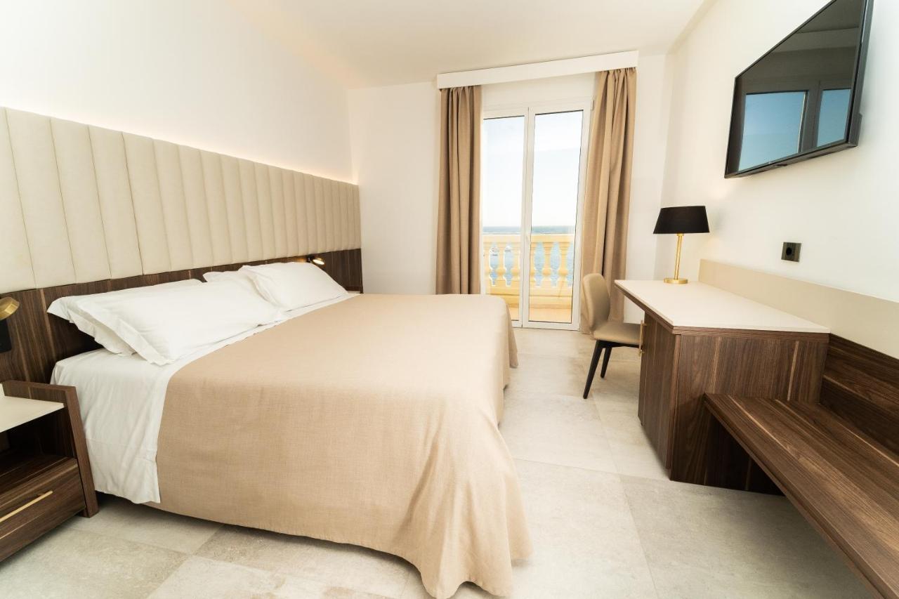 פורטו צ'זראו Hotel Falli מראה חיצוני תמונה