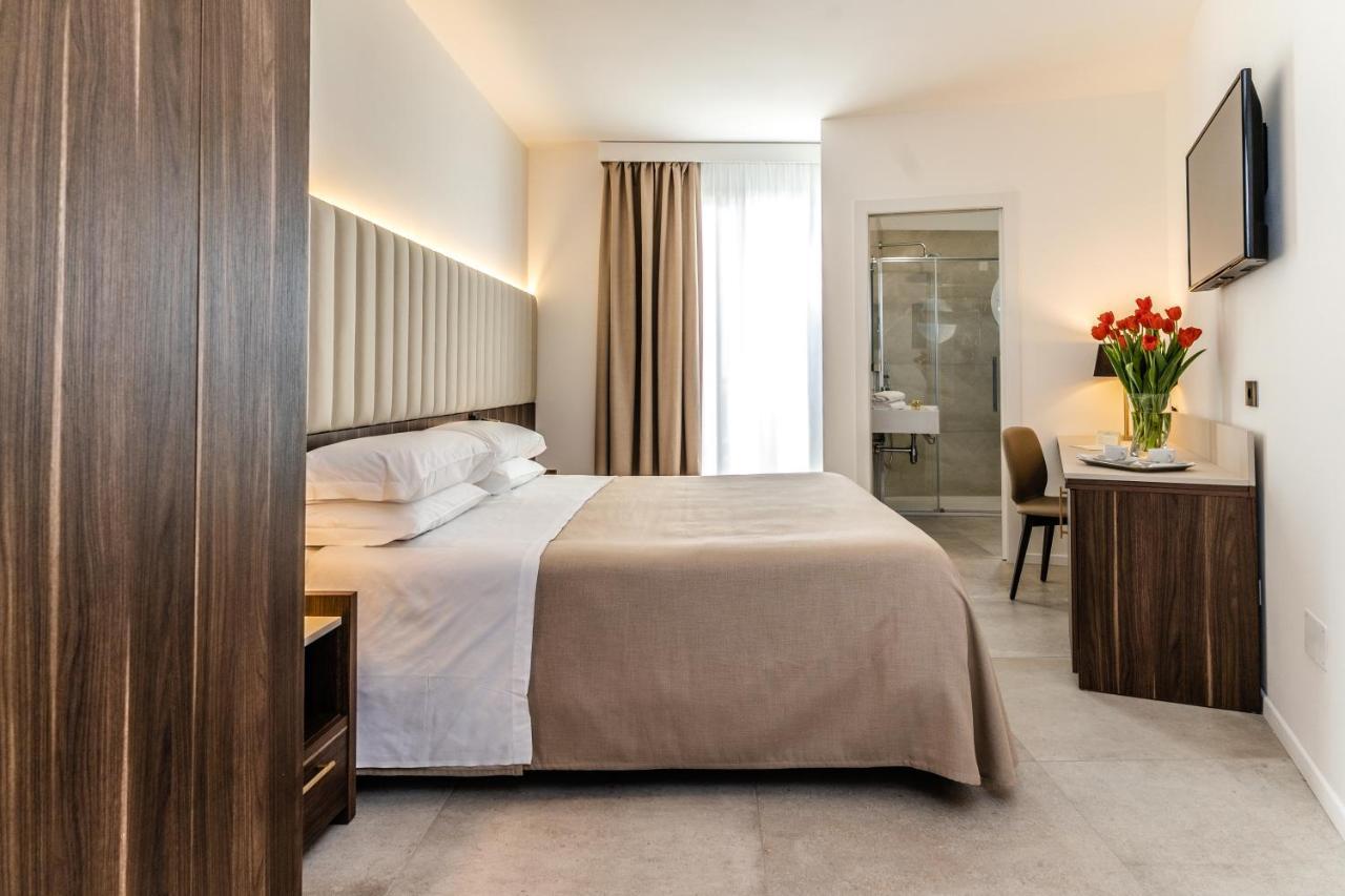 פורטו צ'זראו Hotel Falli מראה חיצוני תמונה