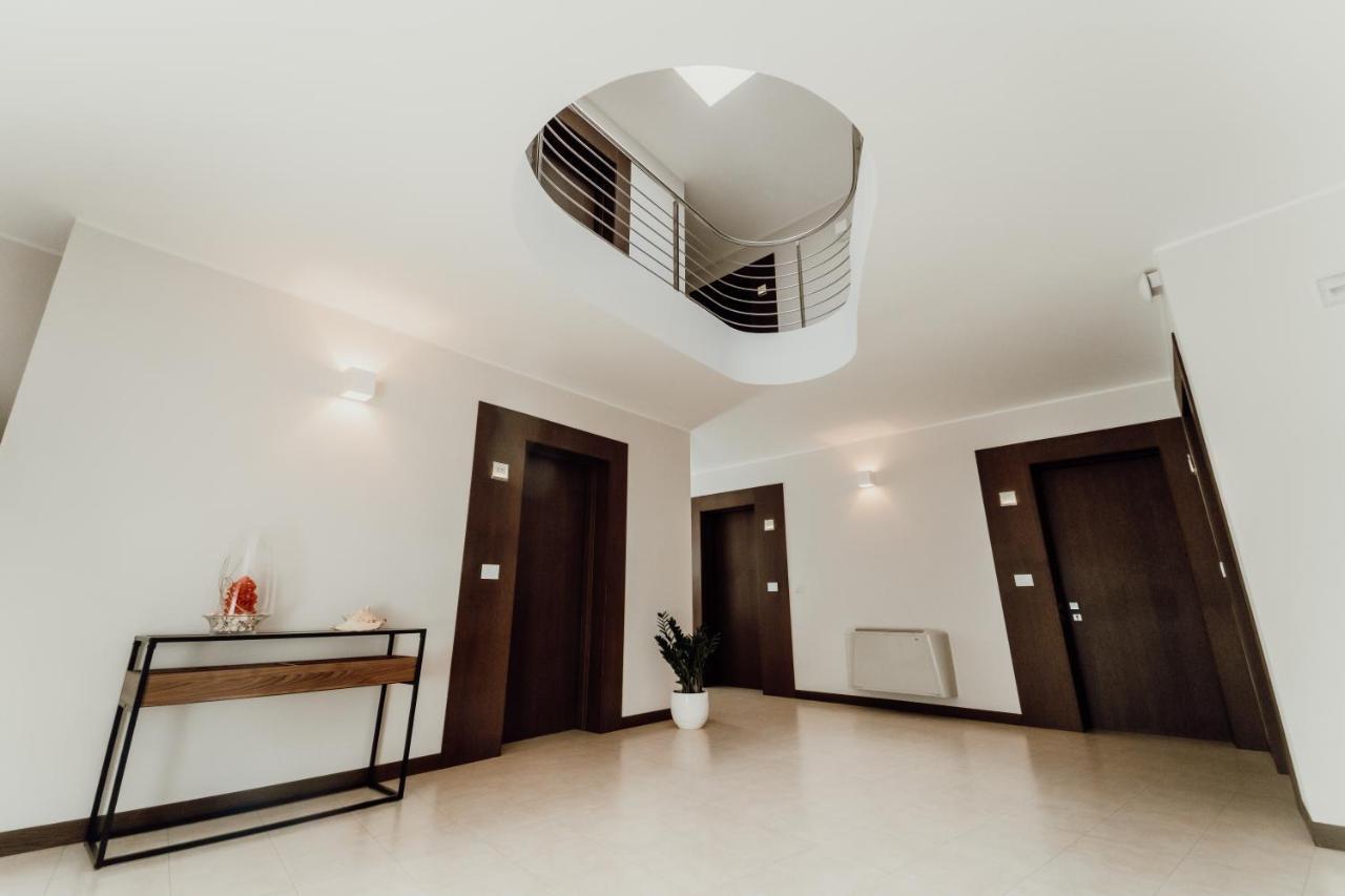פורטו צ'זראו Hotel Falli מראה חיצוני תמונה