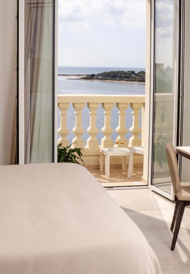 פורטו צ'זראו Hotel Falli מראה חיצוני תמונה